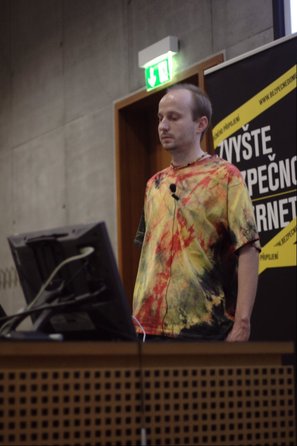 Jaroslav Škarvada: GNU Radio aneb „hackněte“ si elektromagnetické spektrum