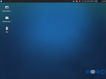 Výchozí podoba prostředí Xfce v distribuci Xubuntu