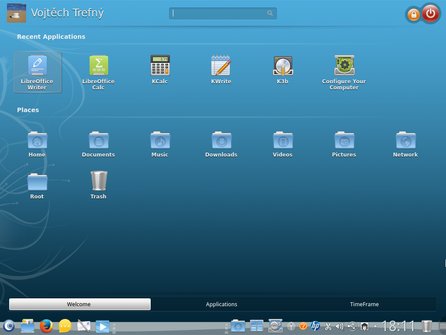 OpenMandriva s prostředím KDE a nabídkou SimpleWelcome
