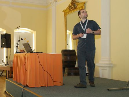 Tomáš Hozza popisuje DNS v distribuci Fedora