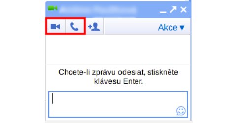 Dialogové okno pro chat, zvýrazněny ikony pro videohovor a telefonování