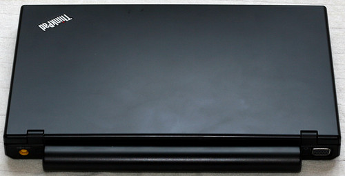 ThinkPad X100e zezadu