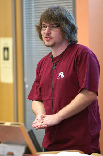 Miro Hrončok na LInuxAlt 2010