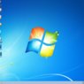 Výchozí podoba pracovní plochy Windows 7 (většina ikon však patří později doinstalovaným programům)